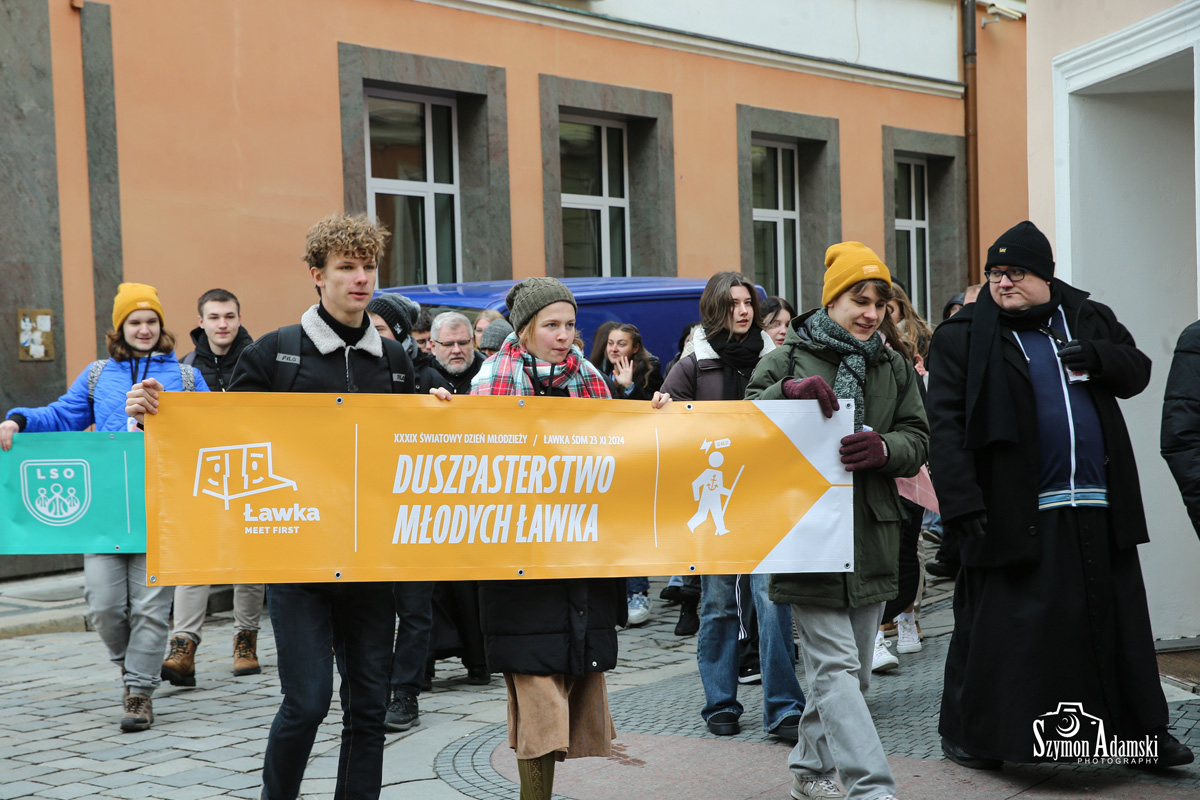 Ławka_ŚDM_2024_cz1