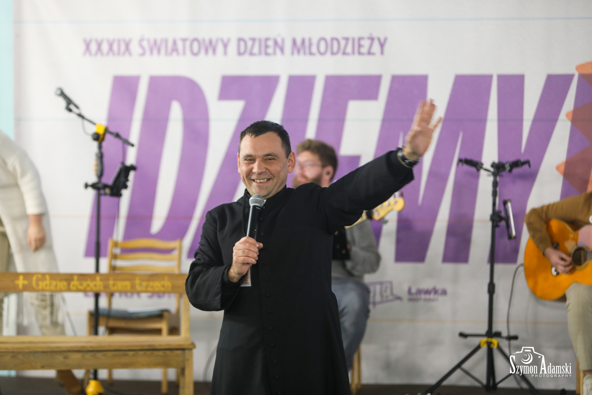 Ławka_ŚDM_2024_cz1