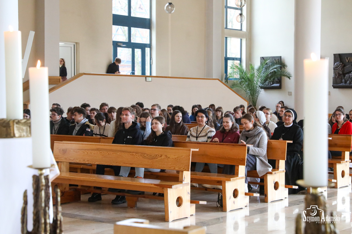 Ławka_ŚDM_2024_cz1