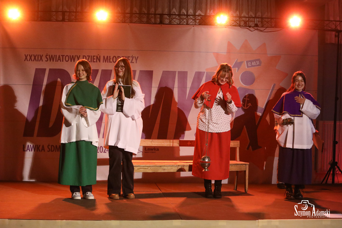 Ławka_ŚDM_2024_cz2